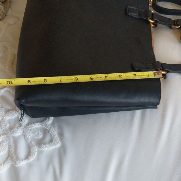 Street Level Small -Reversible Black / Leopard Tote - Picture 9 of 14